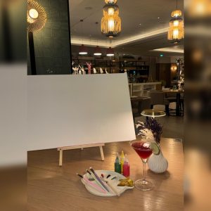 Artsy Soirée At Vida: A Night Of Sips, Strokes And Self-Expression