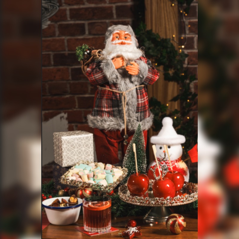 Bavarian Christmas Market In The Heart Of Dubai